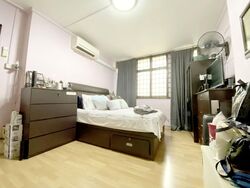 Blk 919 Hougang Avenue 4 (Hougang), HDB 5 Rooms #566572121